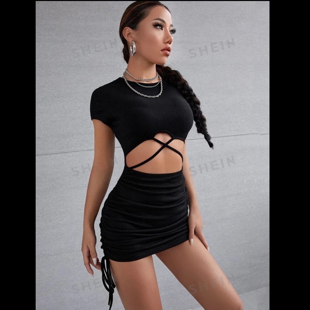 Black ruched dress